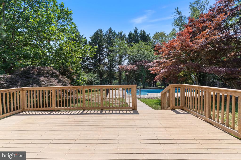 4735 PAUL HANCE ROAD