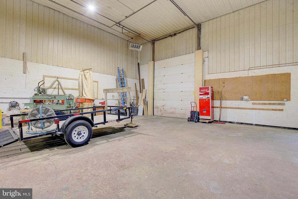 4313 CHARLES CROSSING DRIVE