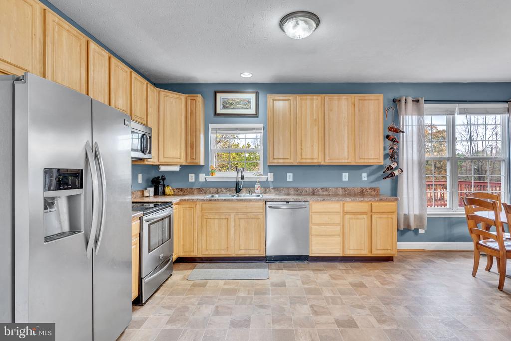 6880 BENEDICT ORCHARD PLACE