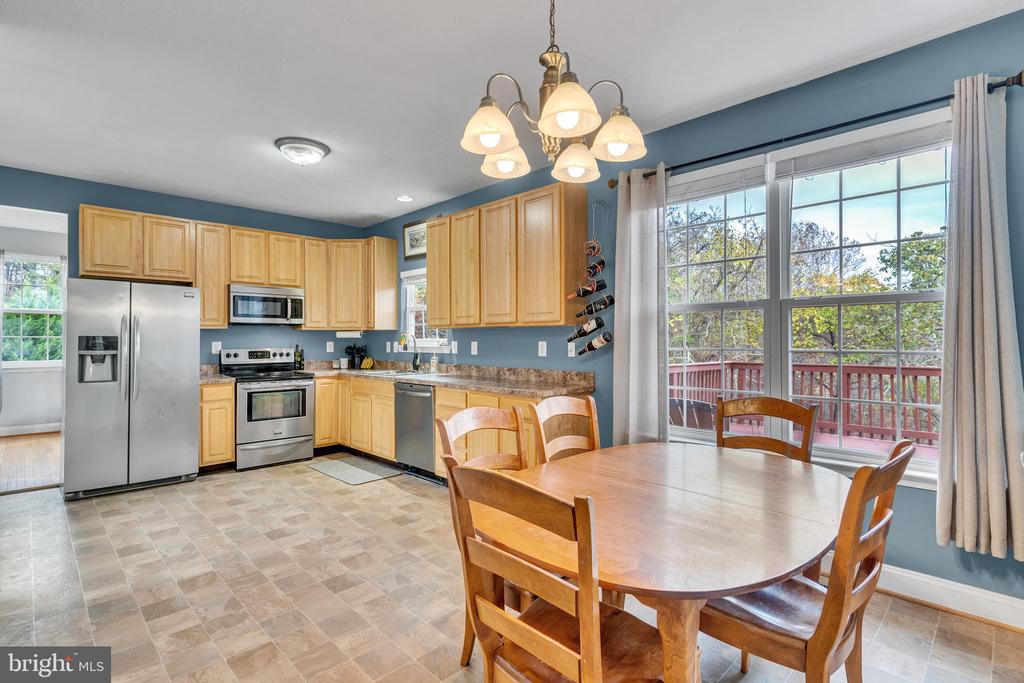 6880 BENEDICT ORCHARD PLACE