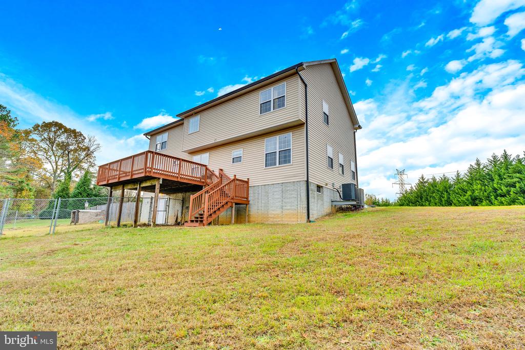 6880 BENEDICT ORCHARD PLACE