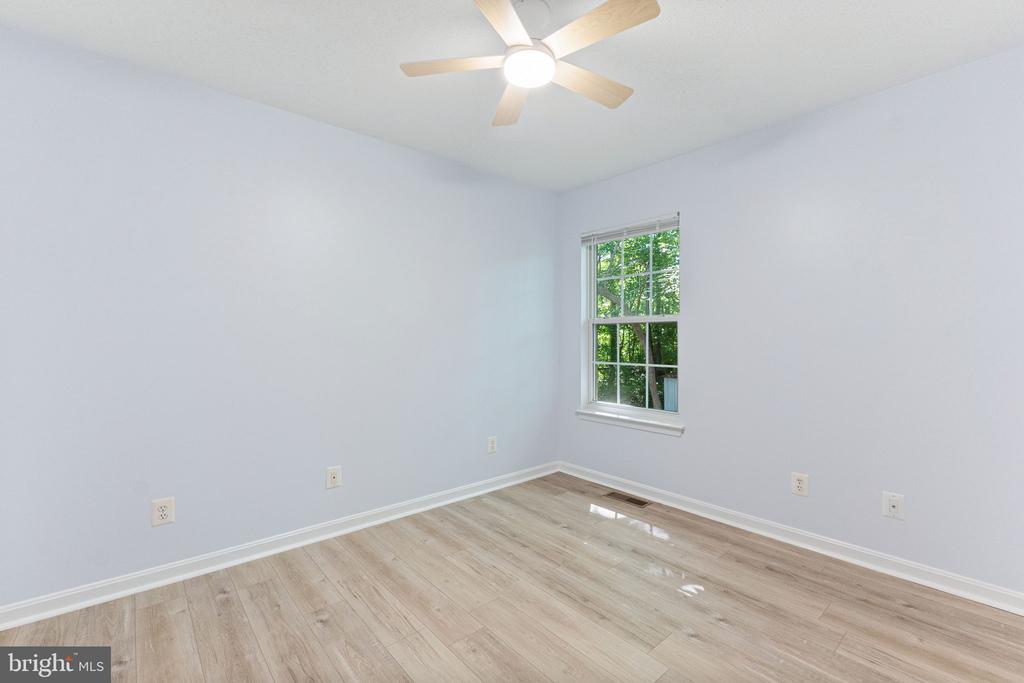 12350 NEALE SOUND DRIVE