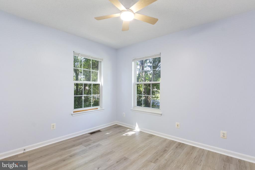 12350 NEALE SOUND DRIVE
