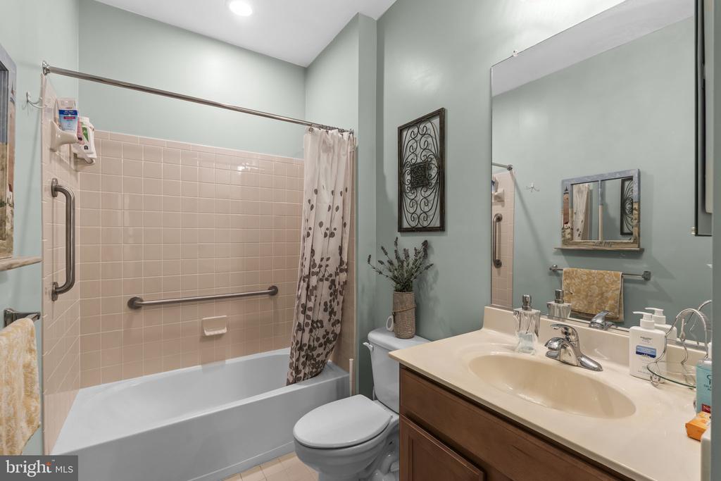 126 ENCORE COURT
