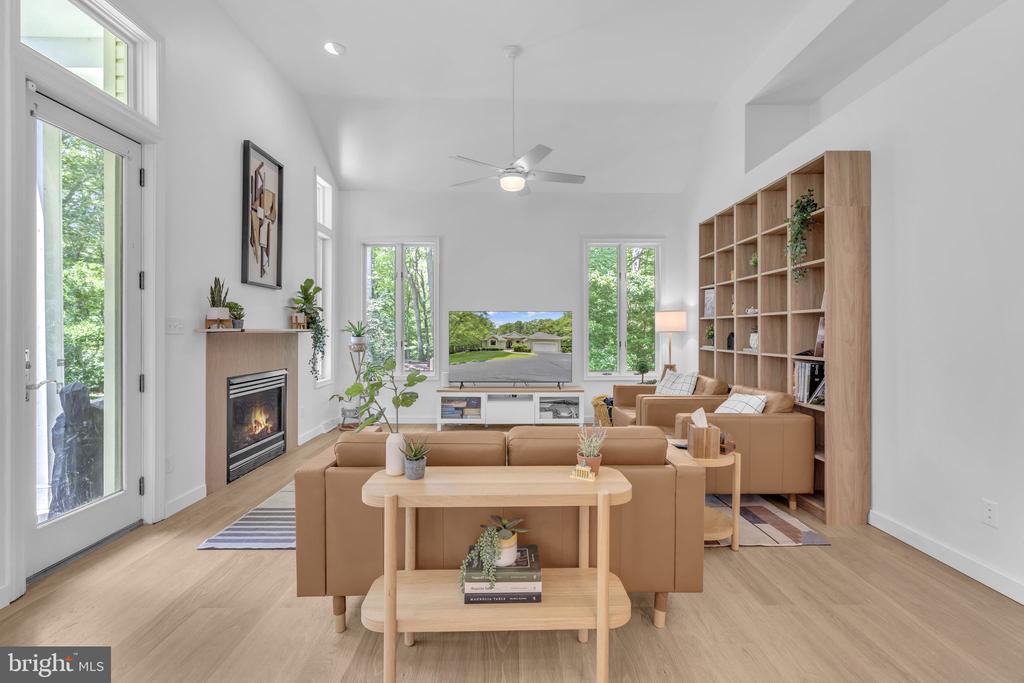 22909 KIMBERLY COURT