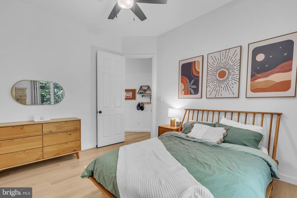 22909 KIMBERLY COURT