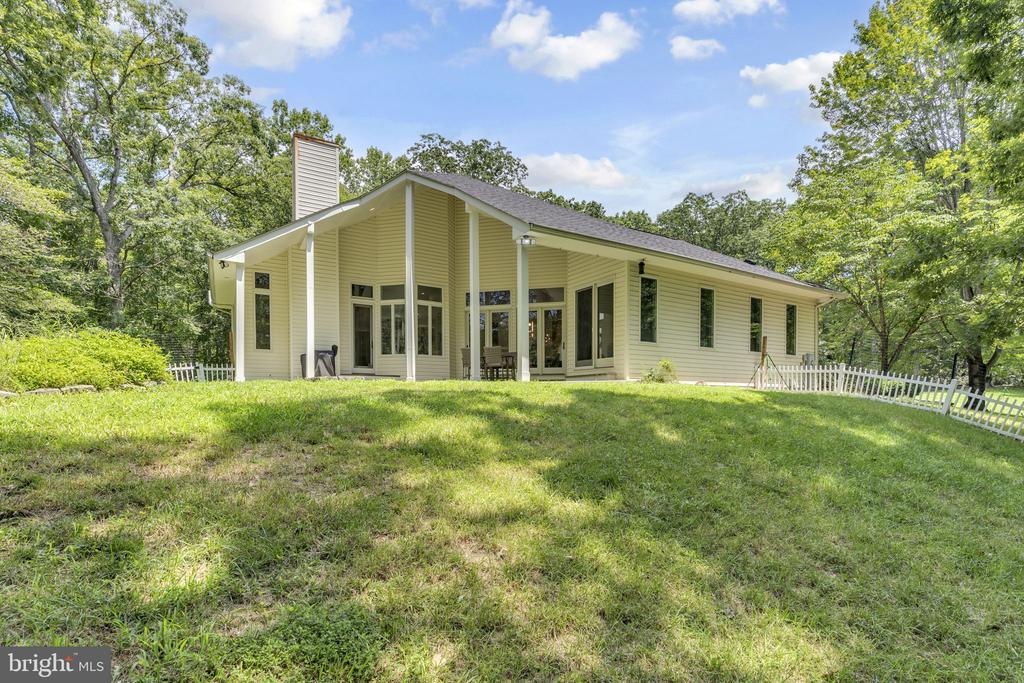 22909 KIMBERLY COURT