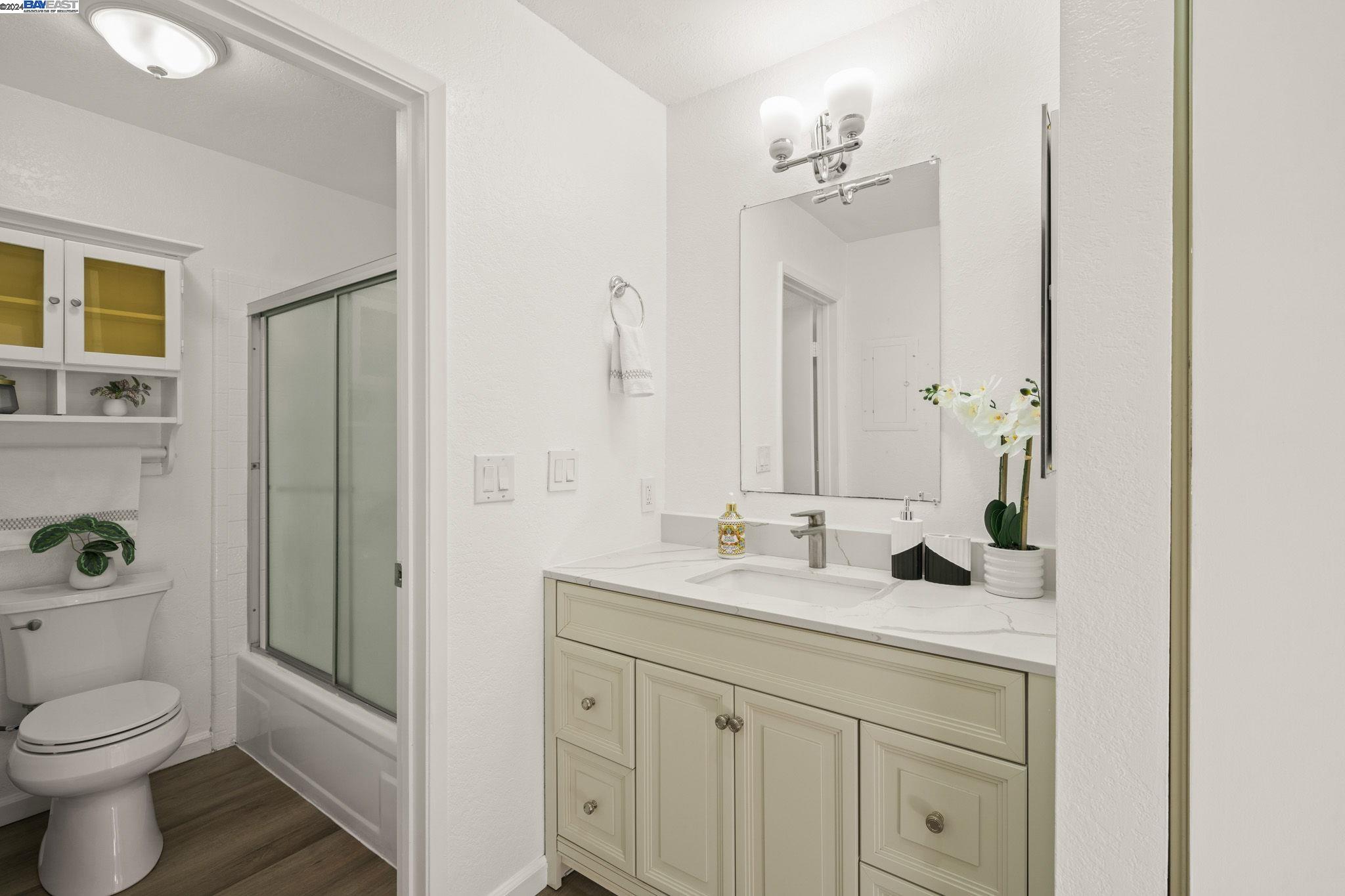 3300 Wolcott Common # 104