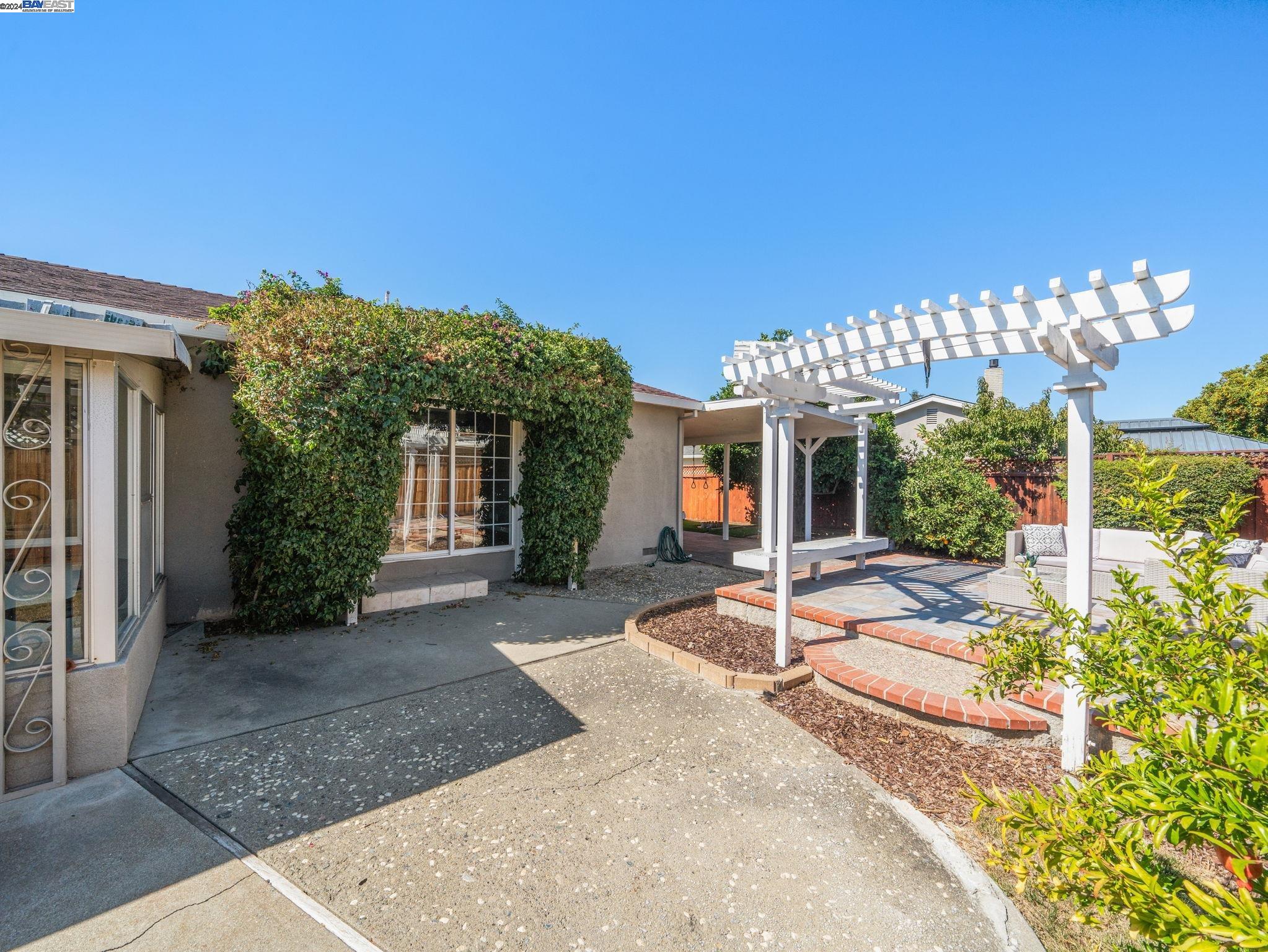4938 Croydon Place