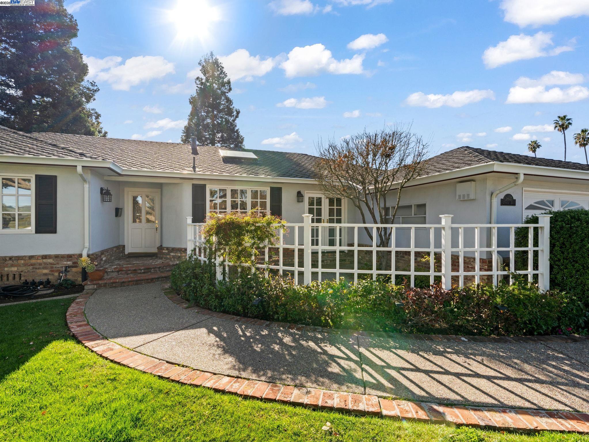 38647 Glenmoor