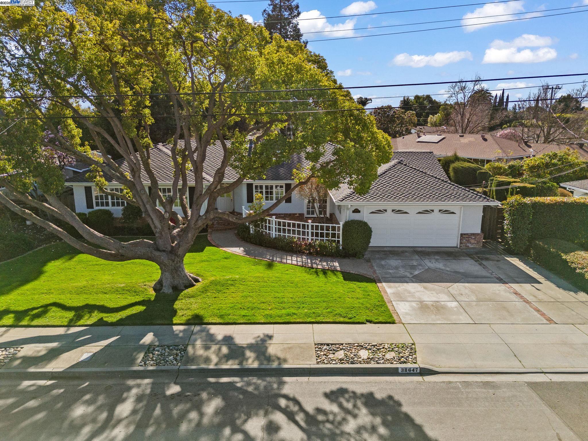38647 Glenmoor
