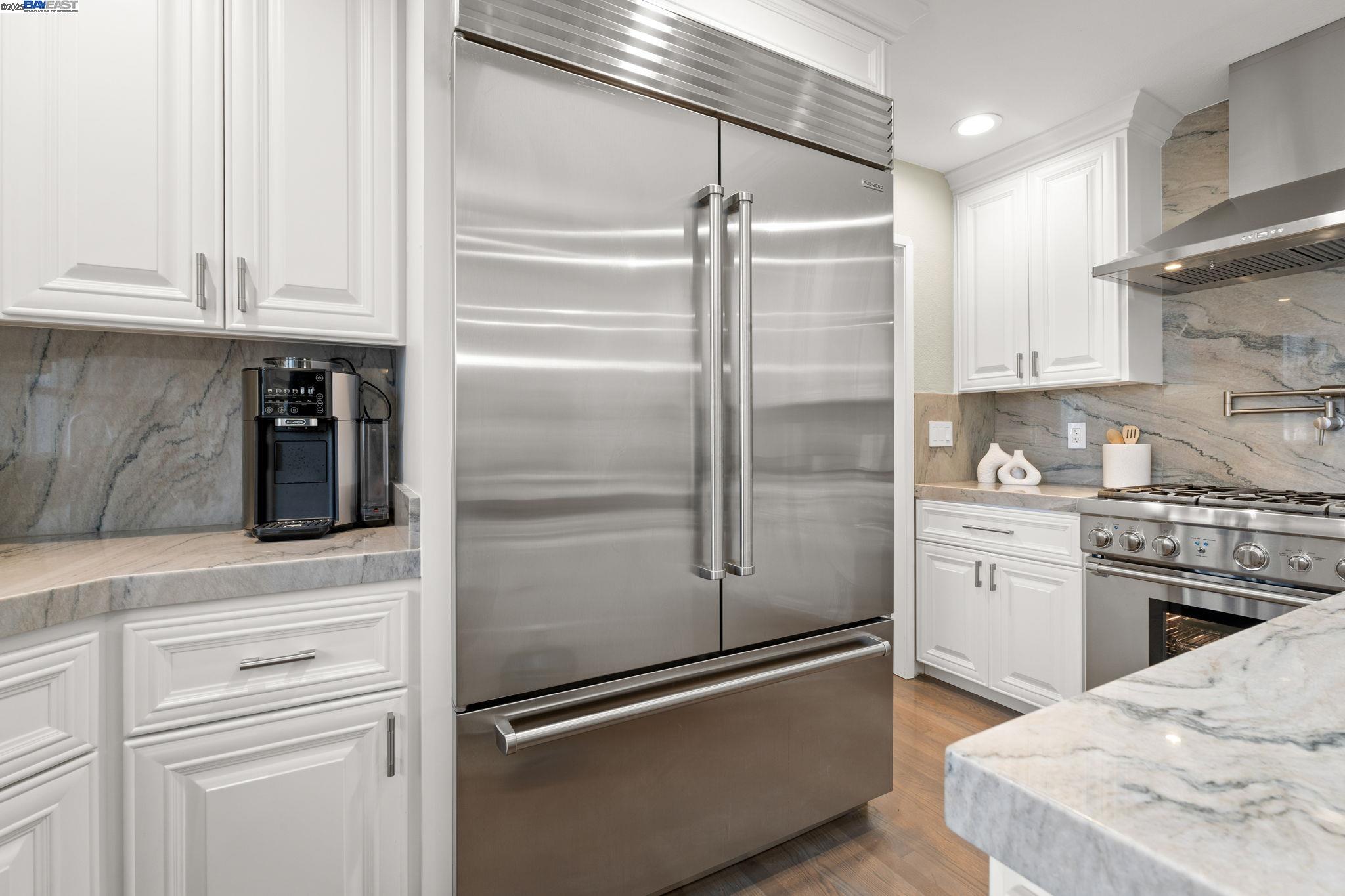 38647 Glenmoor