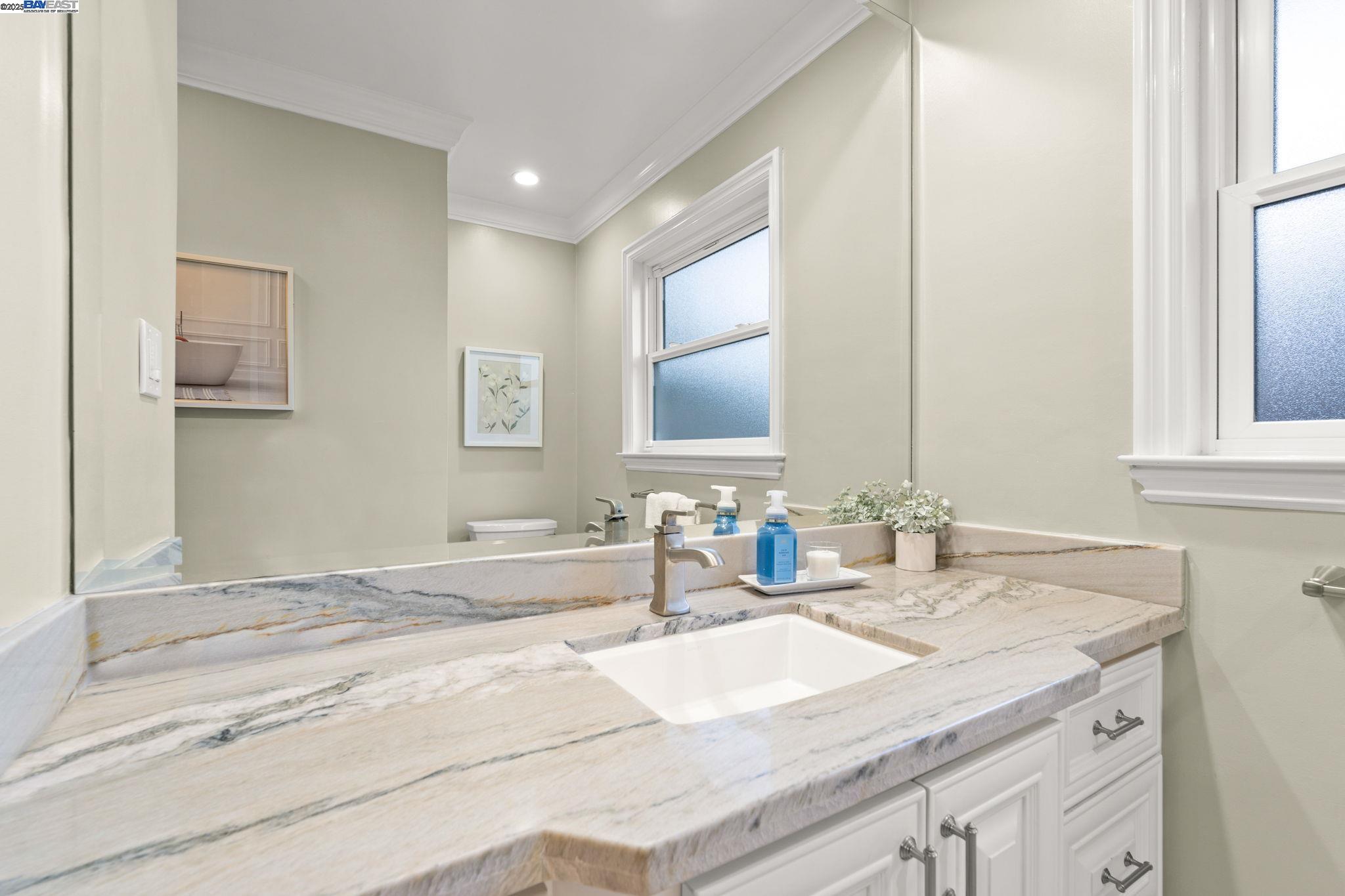 38647 Glenmoor
