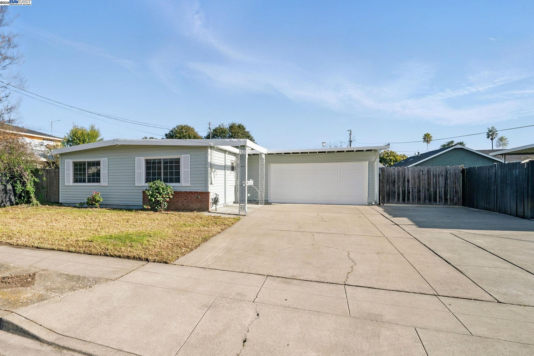 4116 Fairwood