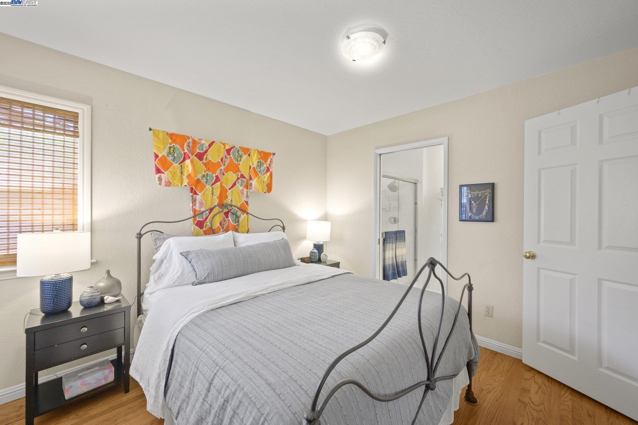 330 Amador Ct