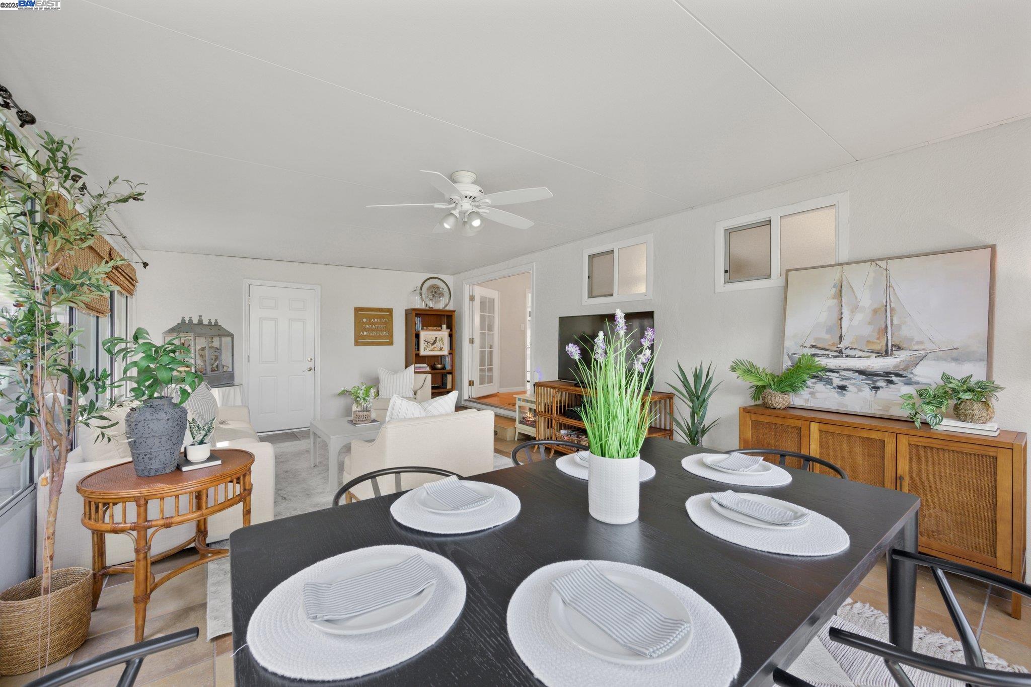 330 Amador Ct