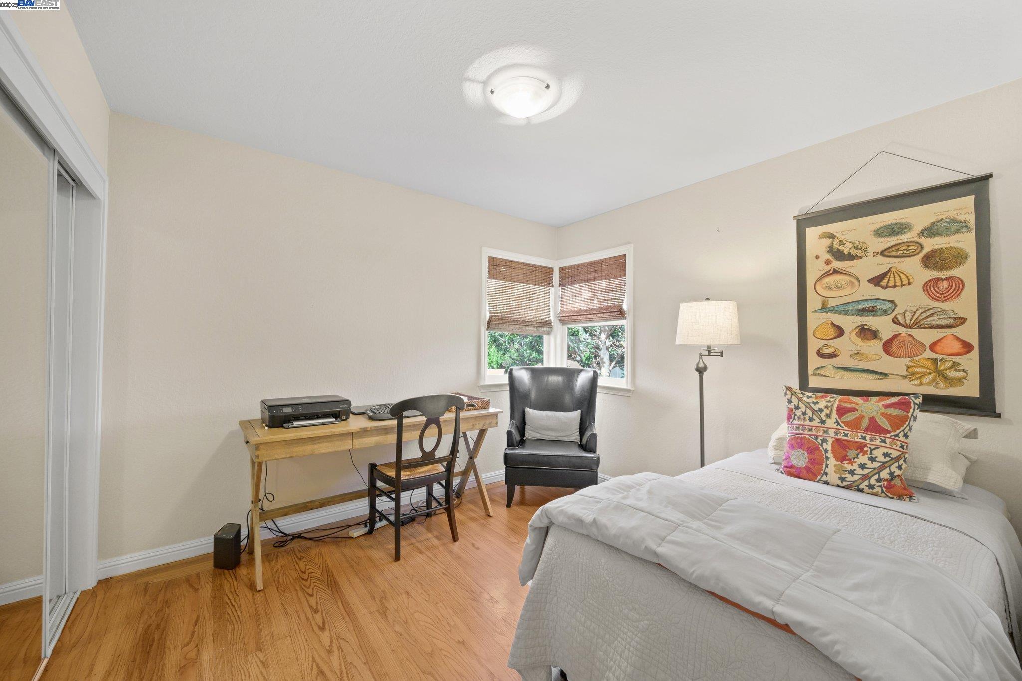 330 Amador Ct