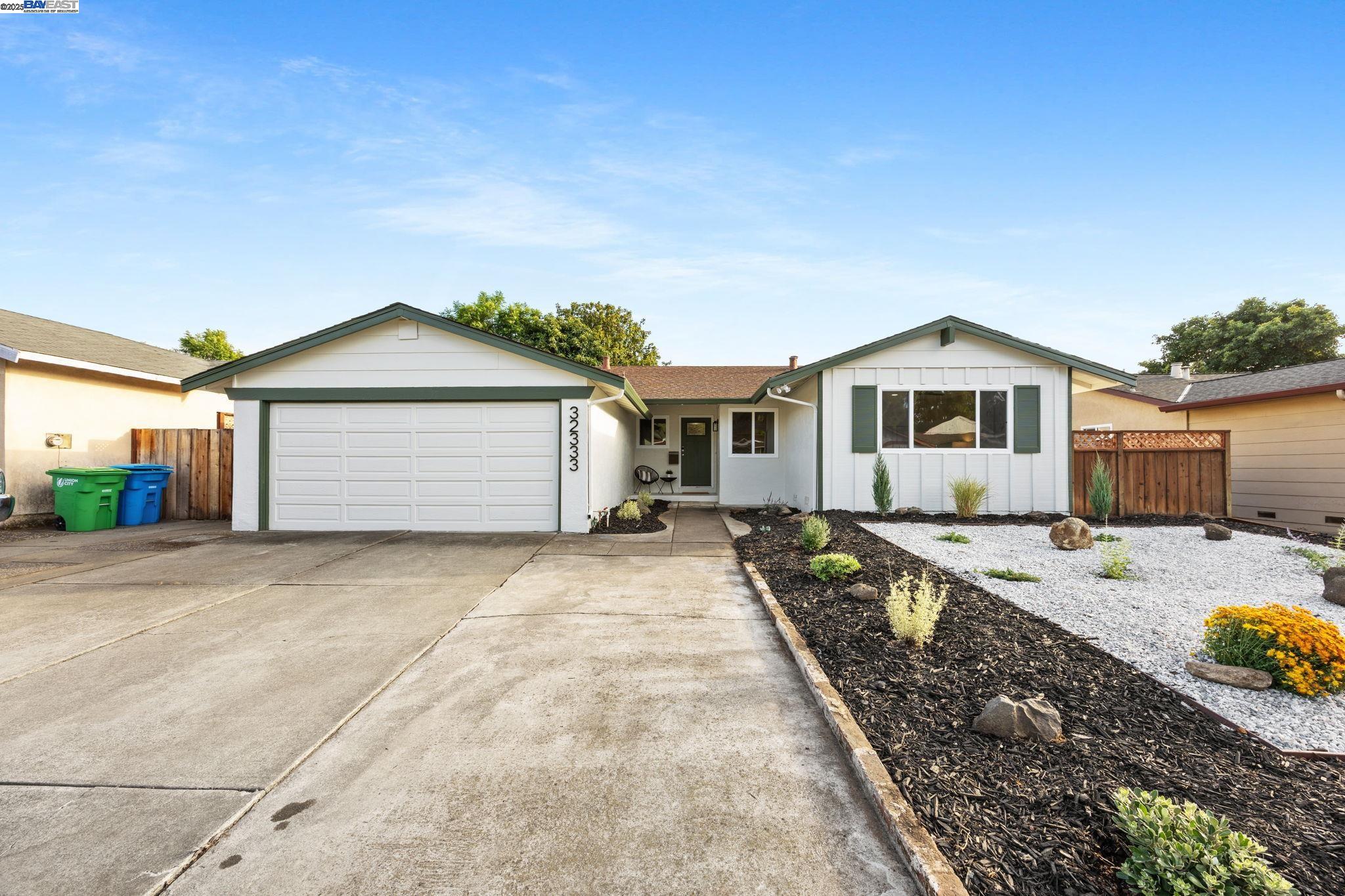 32333 Crest Lane