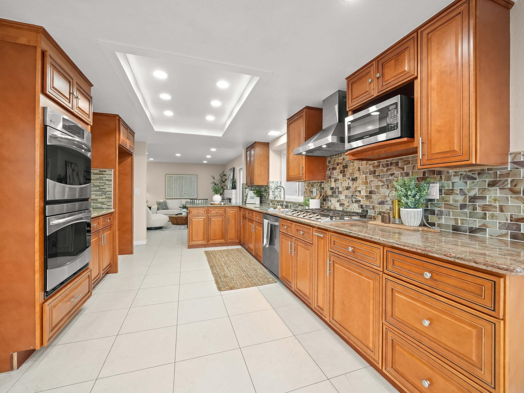 43718 Cameron Hills Dr