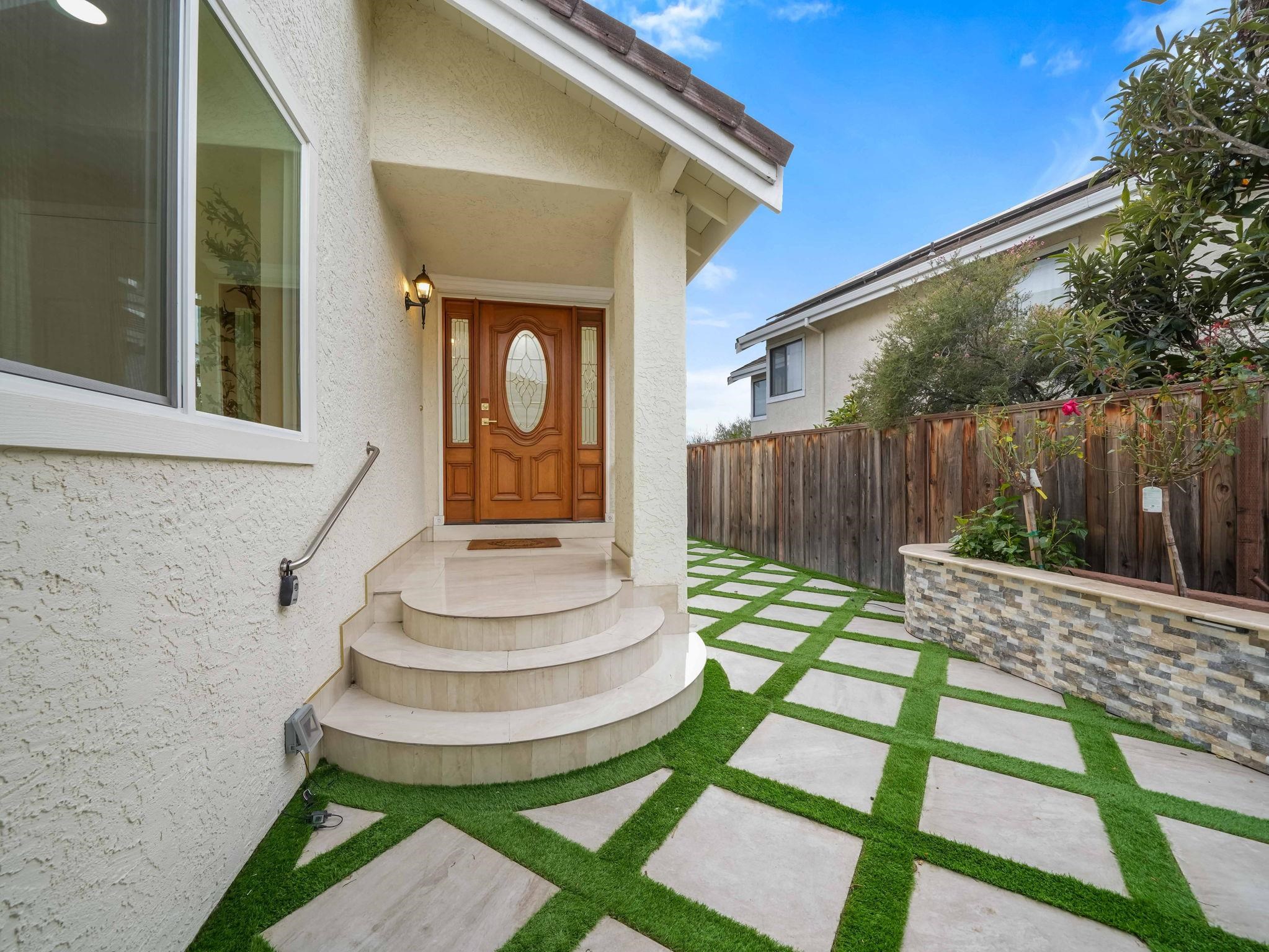 43718 Cameron Hills Dr