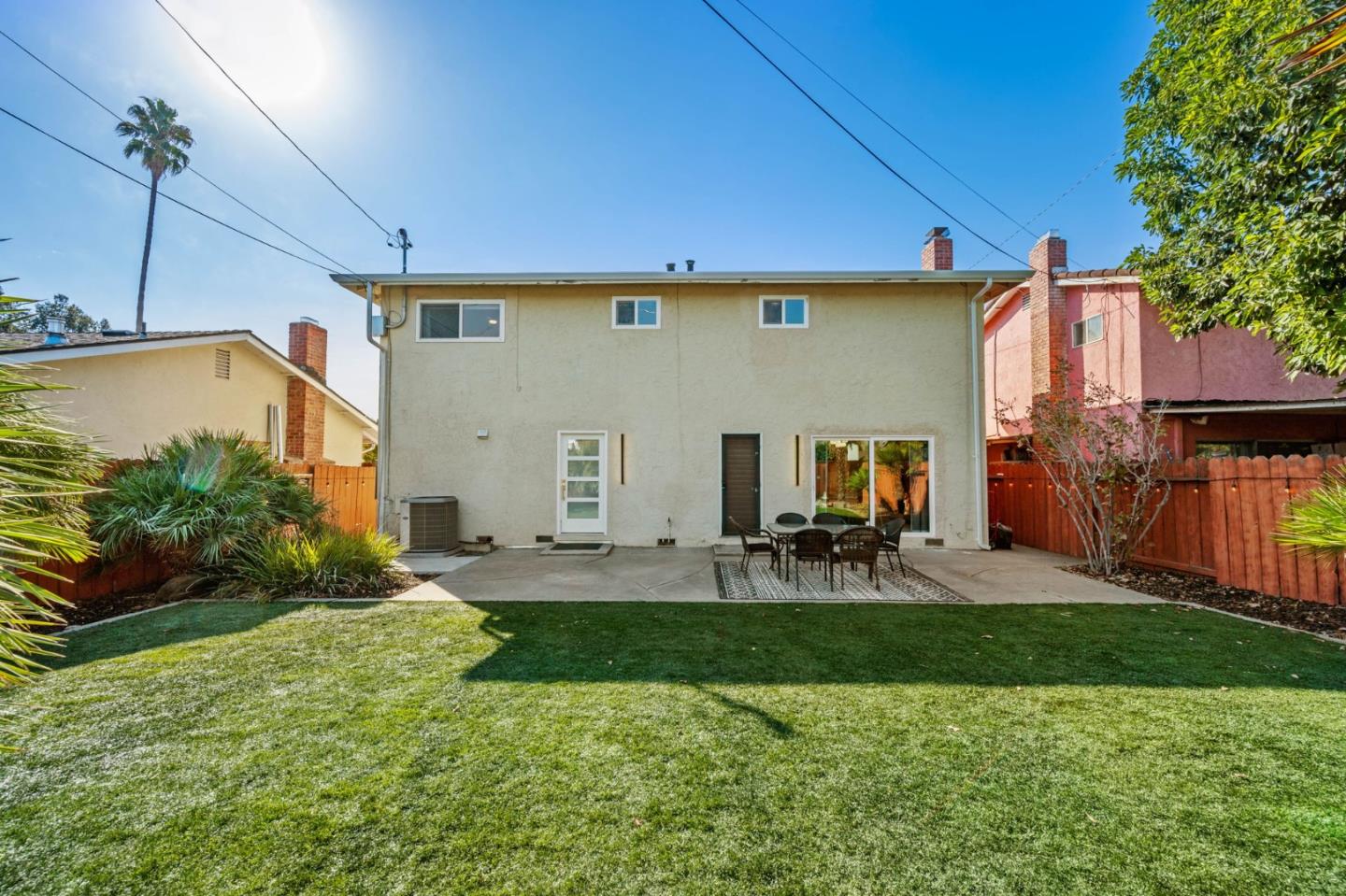 5150 Vera LN