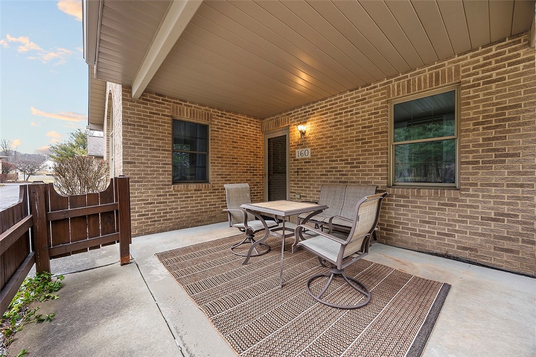 160 STEEPLECHASE CIRCLE