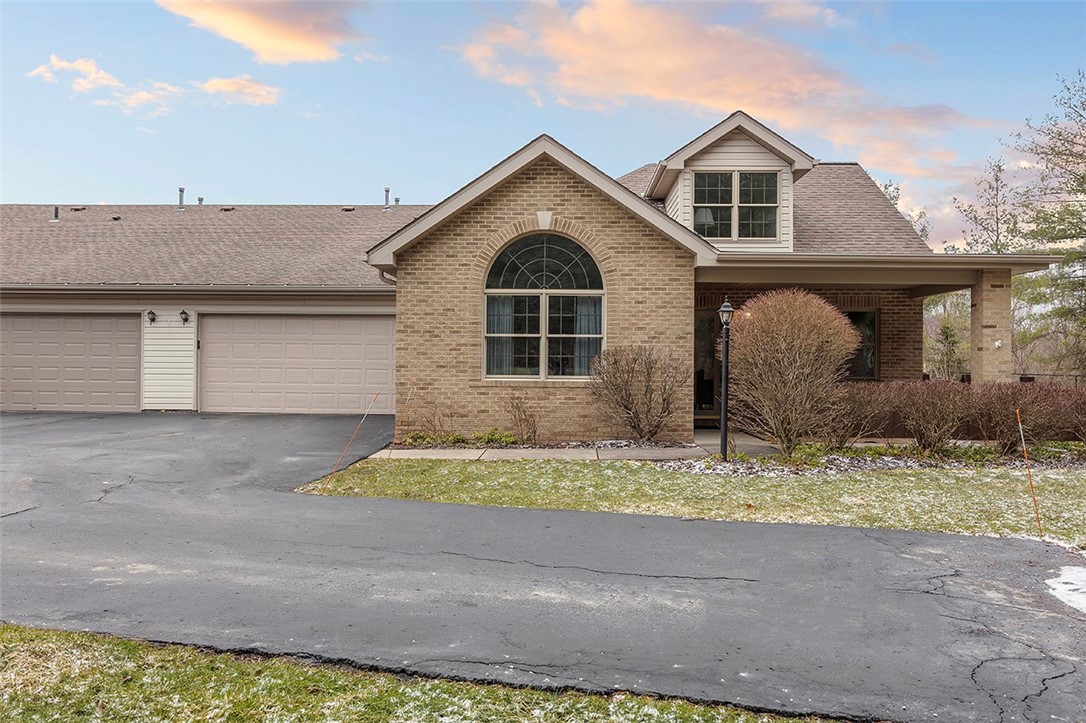 160 STEEPLECHASE CIRCLE