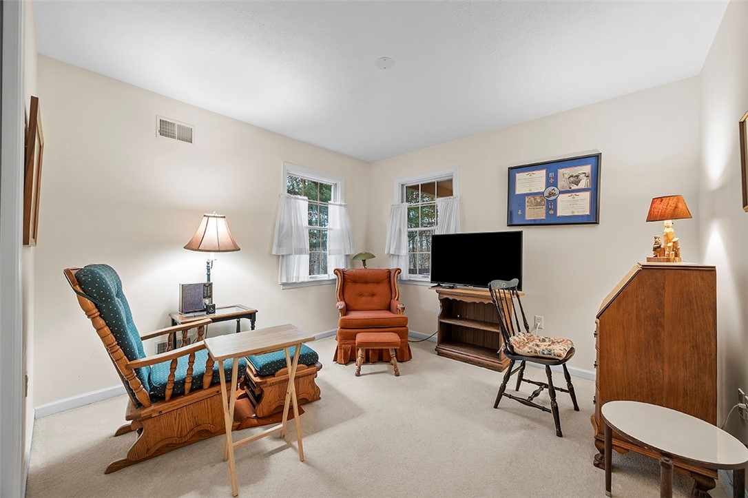 160 STEEPLECHASE CIRCLE