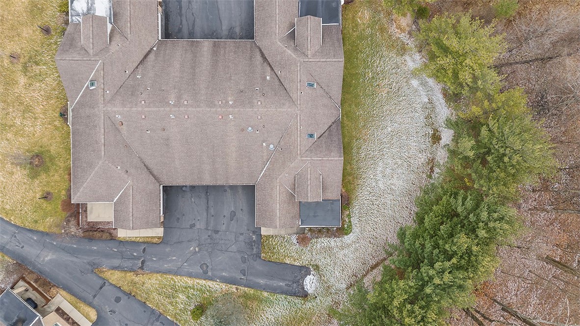 160 STEEPLECHASE CIRCLE