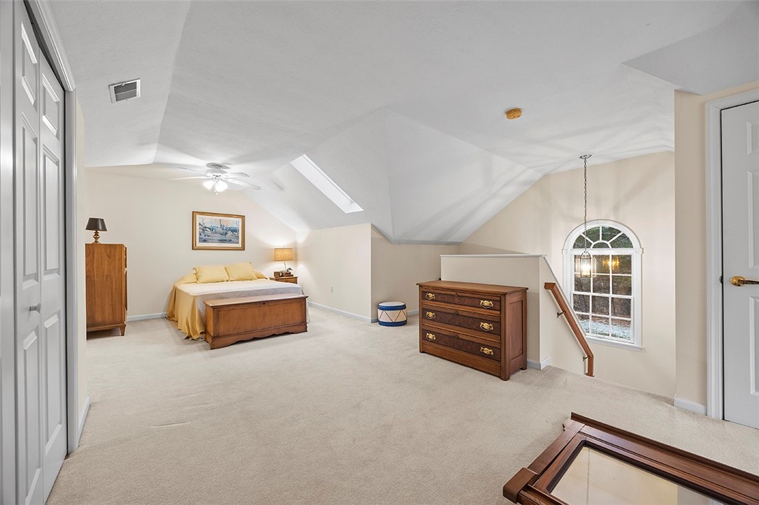 160 STEEPLECHASE CIRCLE