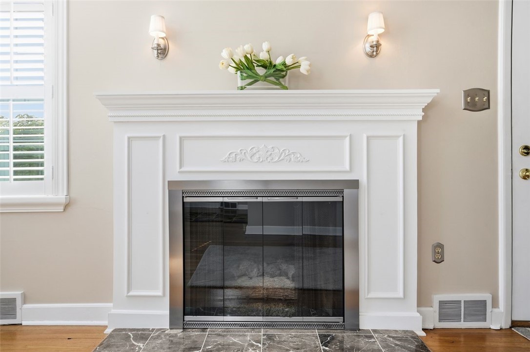 1816 Vollmer Dr