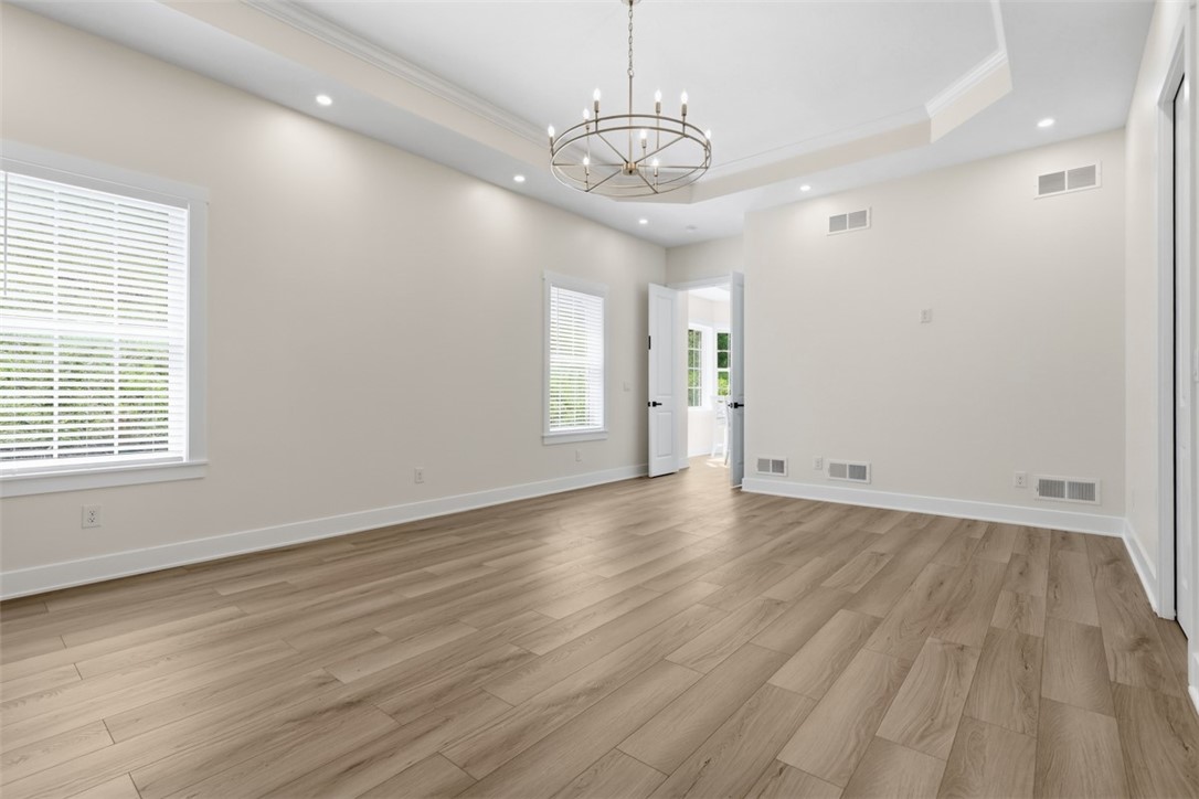 109 Field Brook Ln