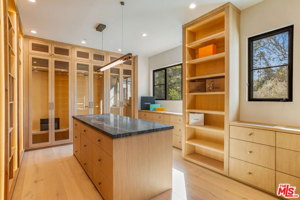 1220 Corsica Drive