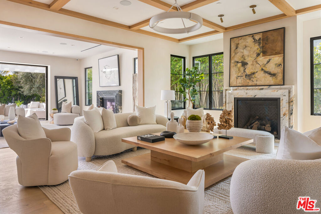 1220 Corsica Drive