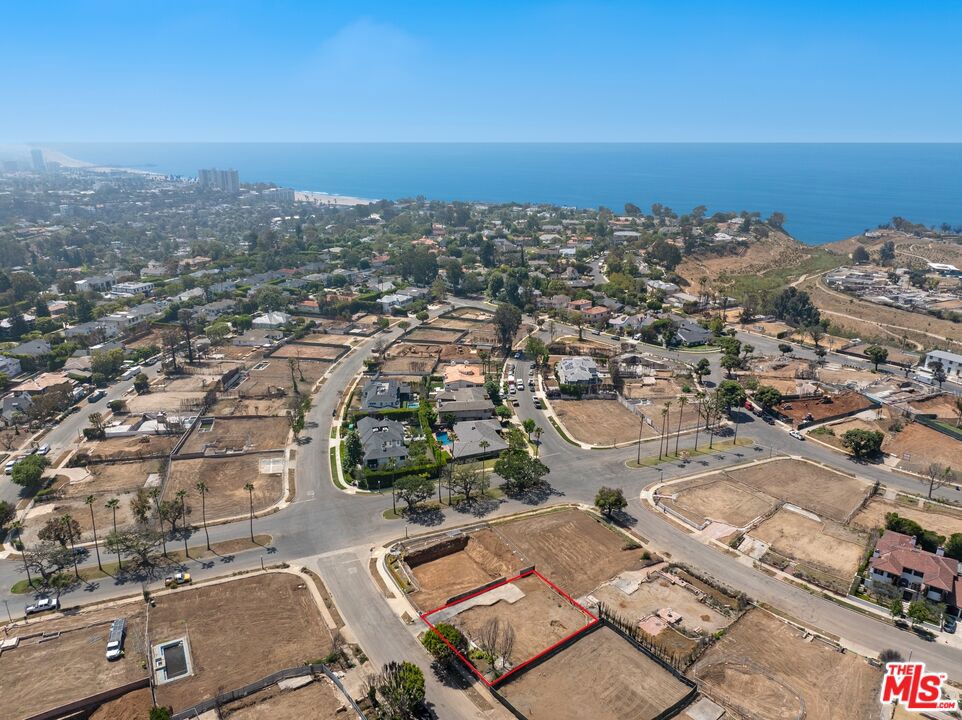 711 Chapala Drive
