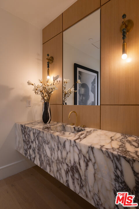 415 N Cliffwood Avenue