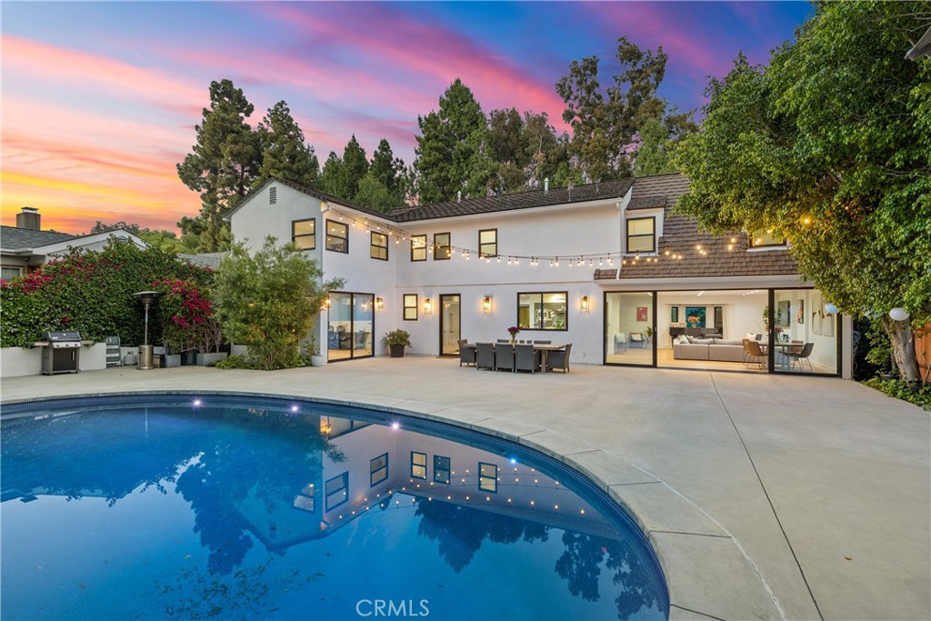 343 Veteran Avenue