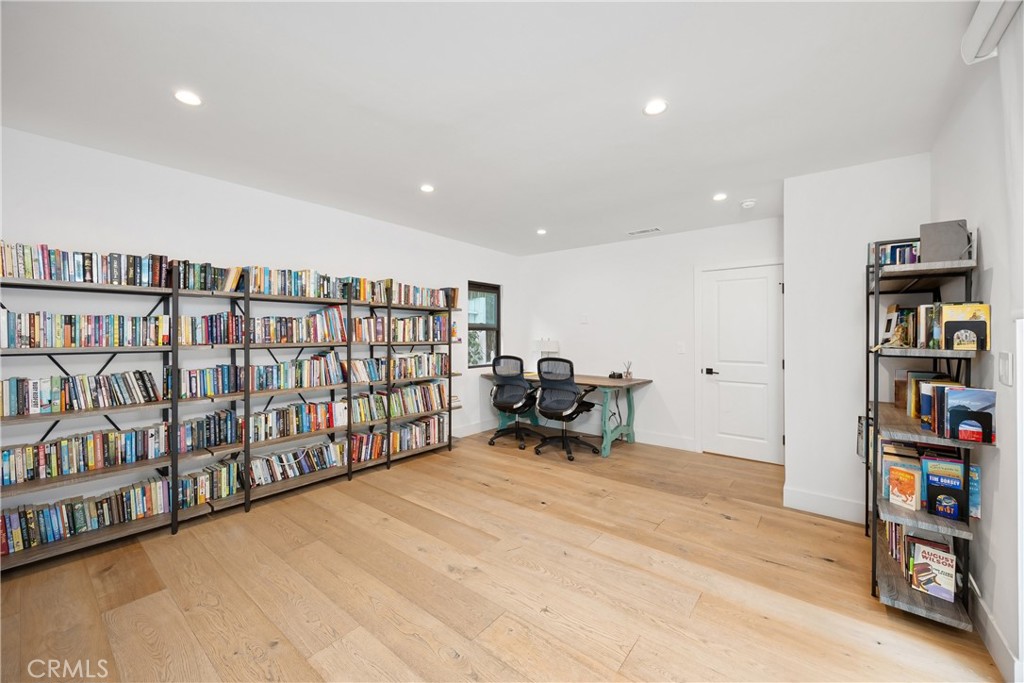 343 Veteran Avenue