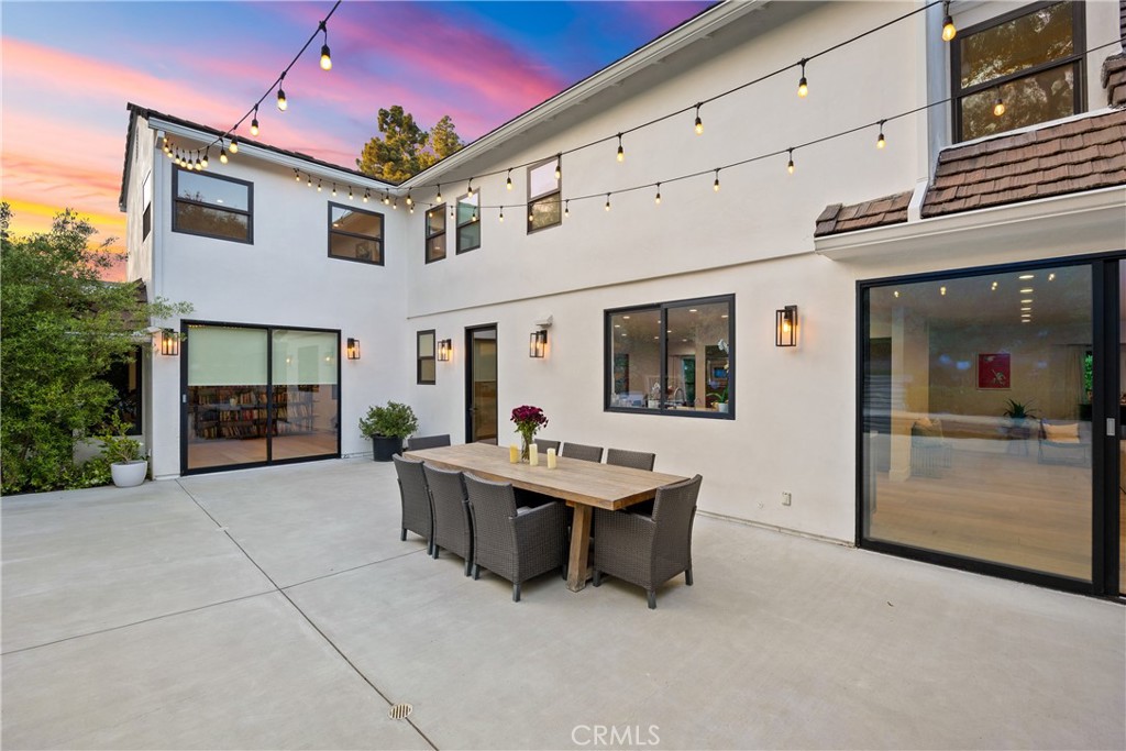343 Veteran Avenue