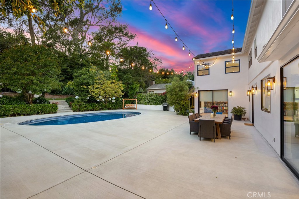 343 Veteran Avenue