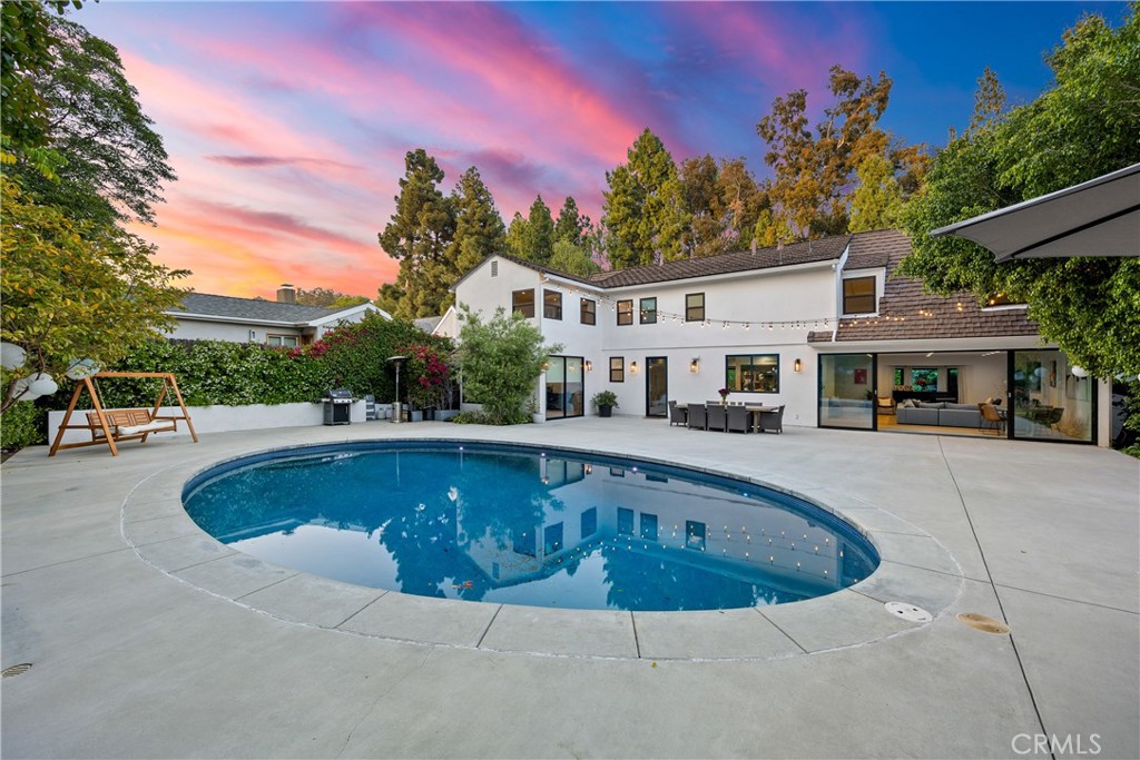 343 Veteran Avenue