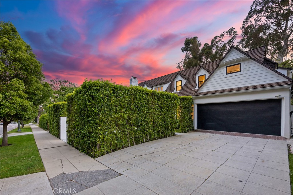 343 Veteran Avenue