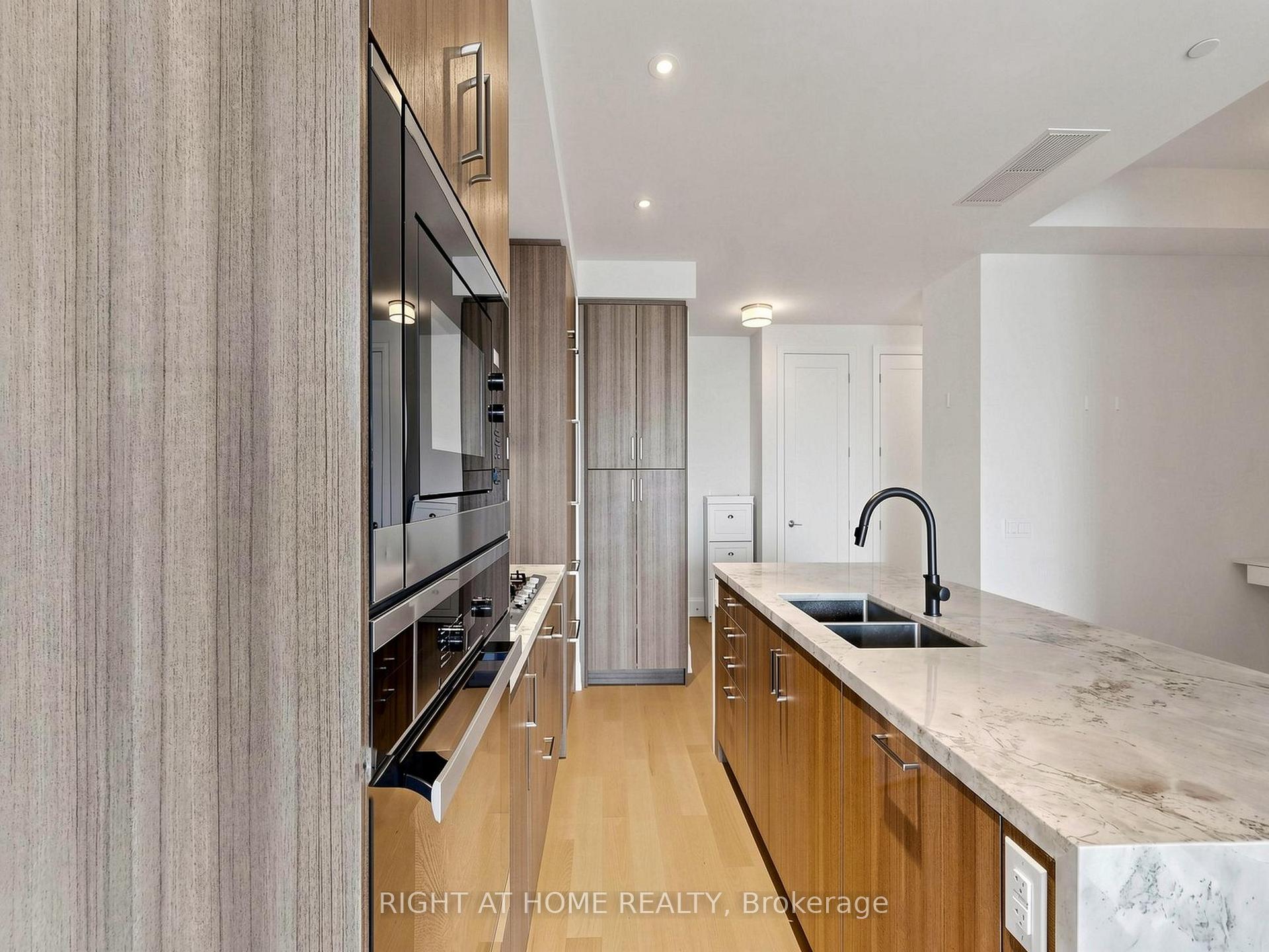 280 Howland Avenue 615, Toronto Unit: 615