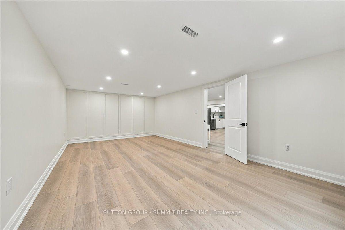 184 Torresdale Avenue, Toronto