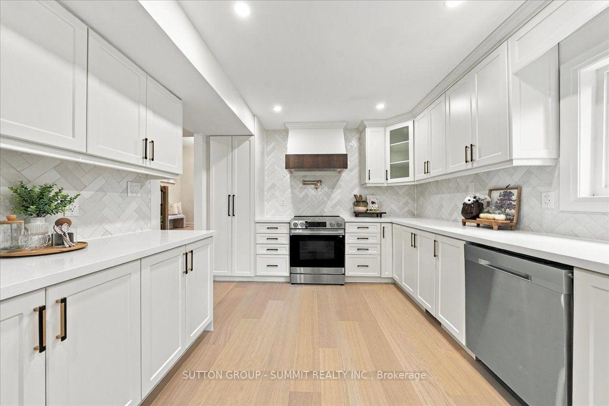 184 Torresdale Avenue, Toronto