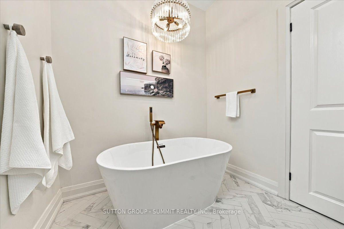 184 Torresdale Avenue, Toronto