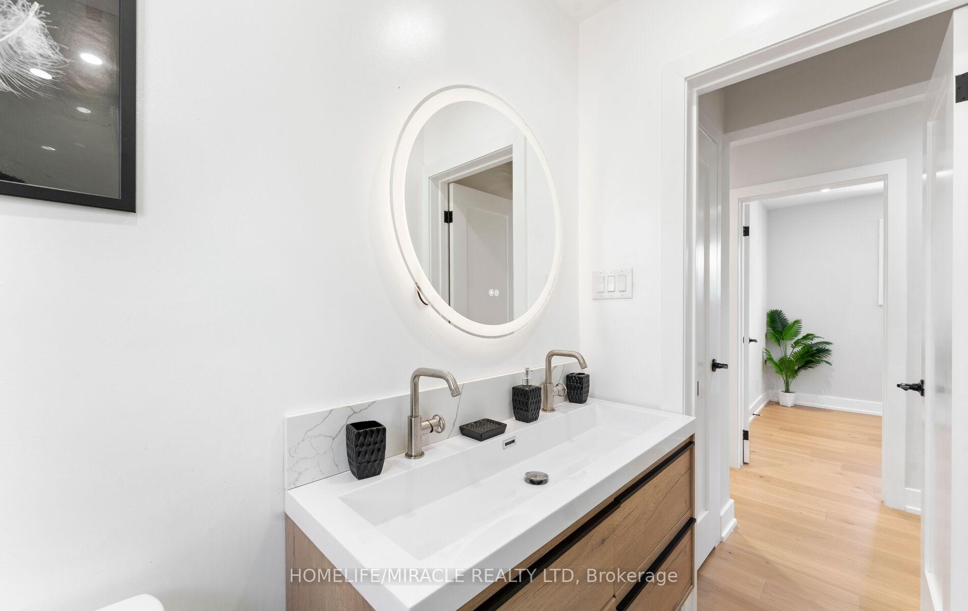 22 Arnprior Road, Toronto