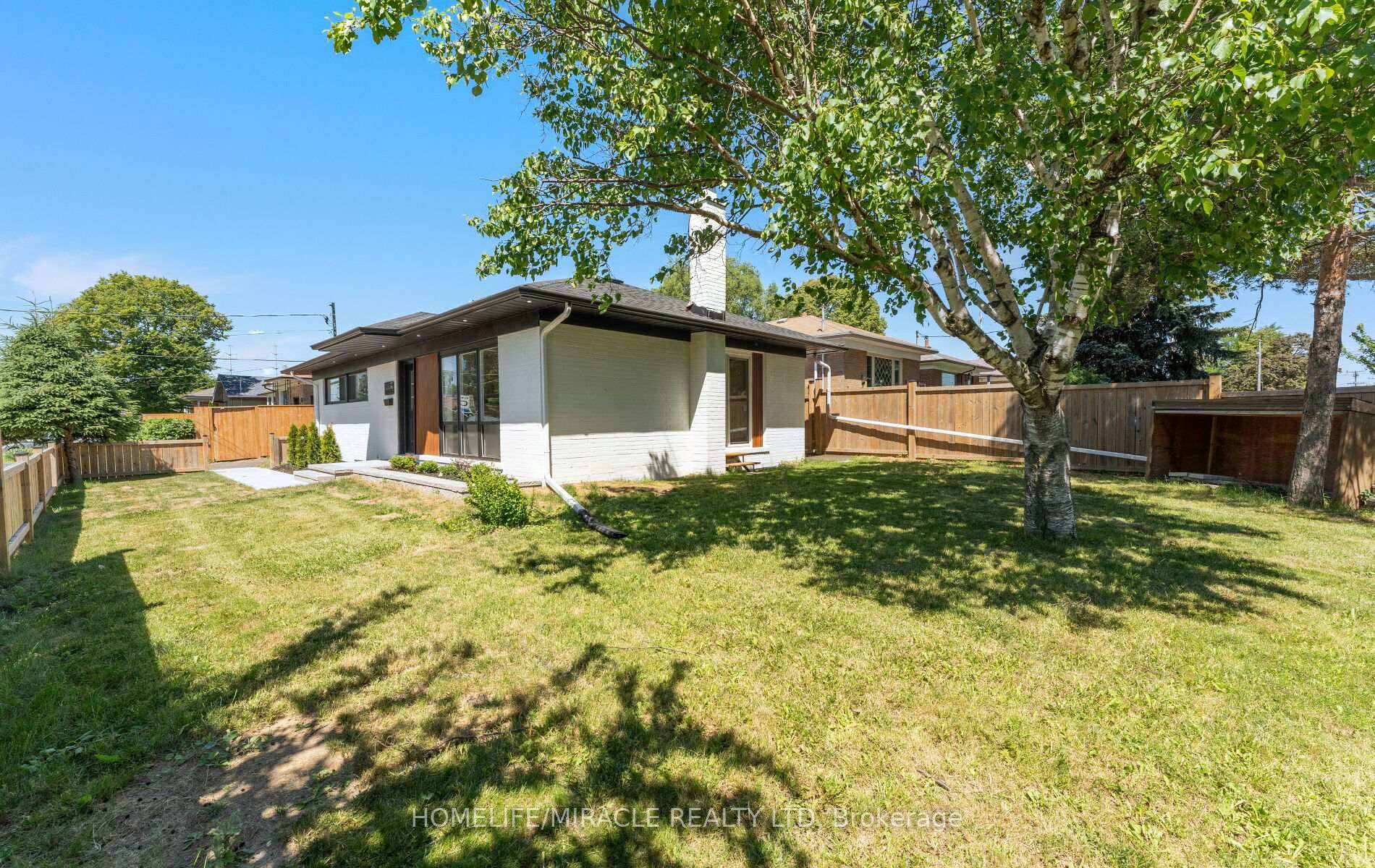 22 Arnprior Road, Toronto