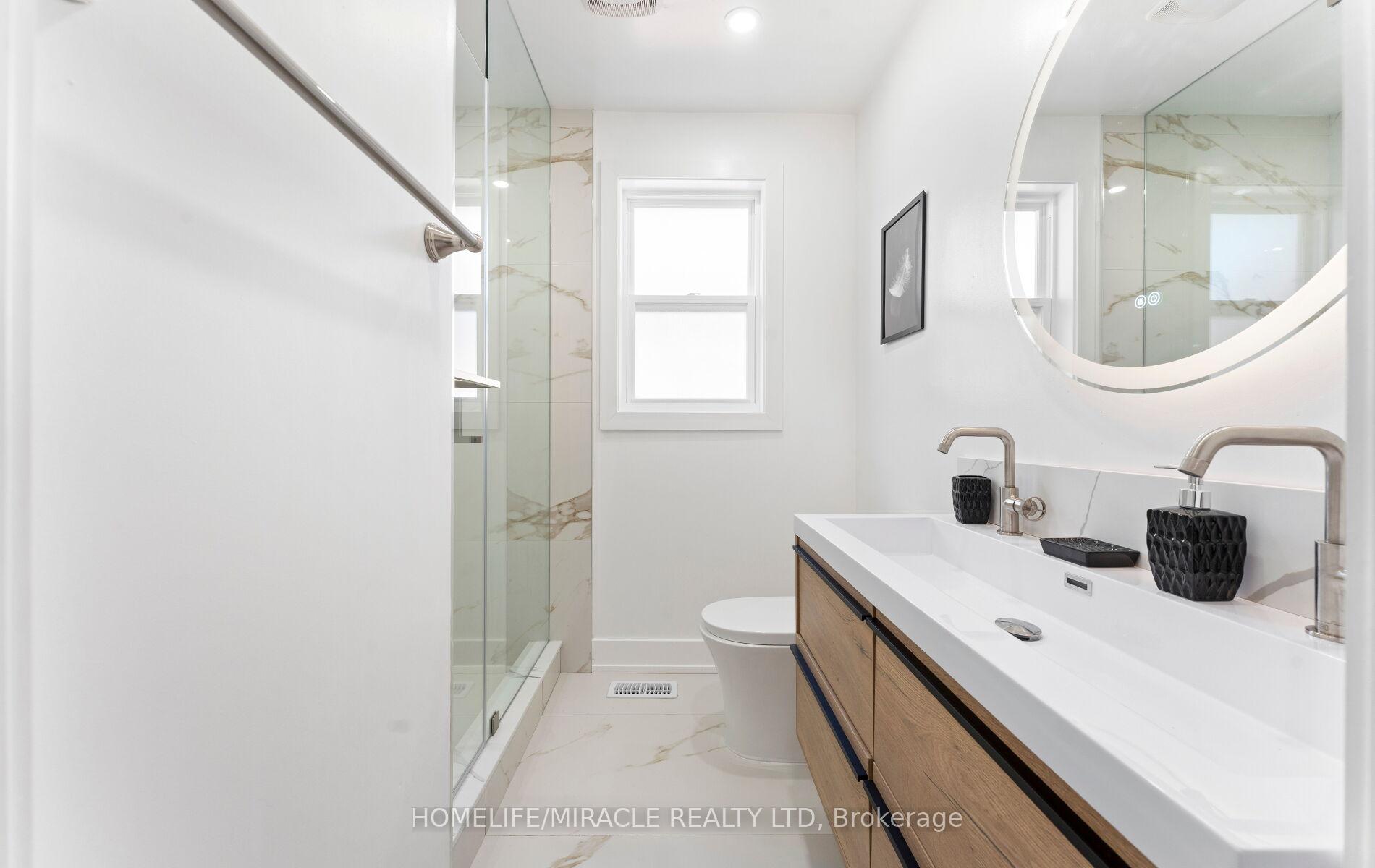 22 Arnprior Road, Toronto