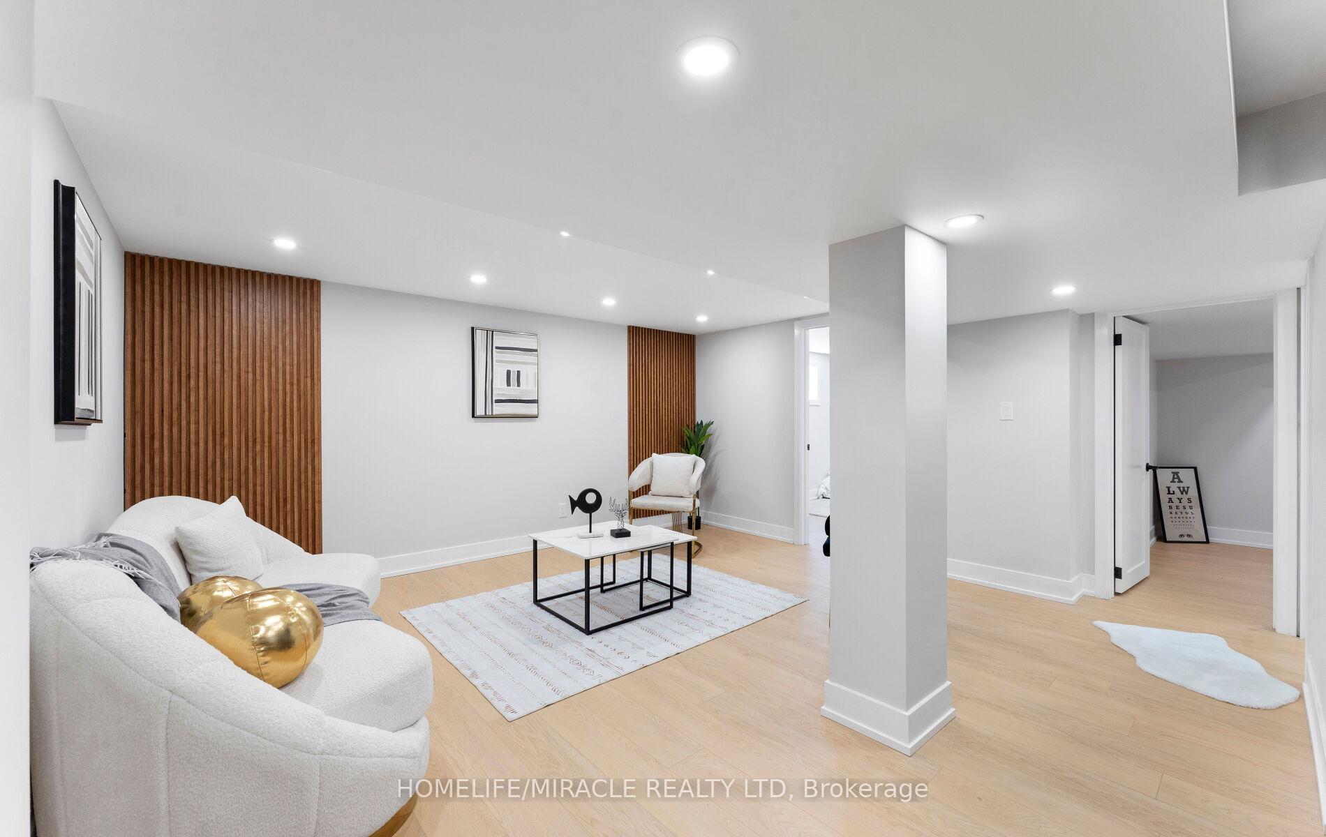 22 Arnprior Road, Toronto